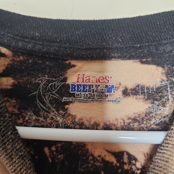 Guy Harvey Acid Washed Graphic Tee Hanes Beefy Tagless Shirt Size Medium - Picture 4 of 5